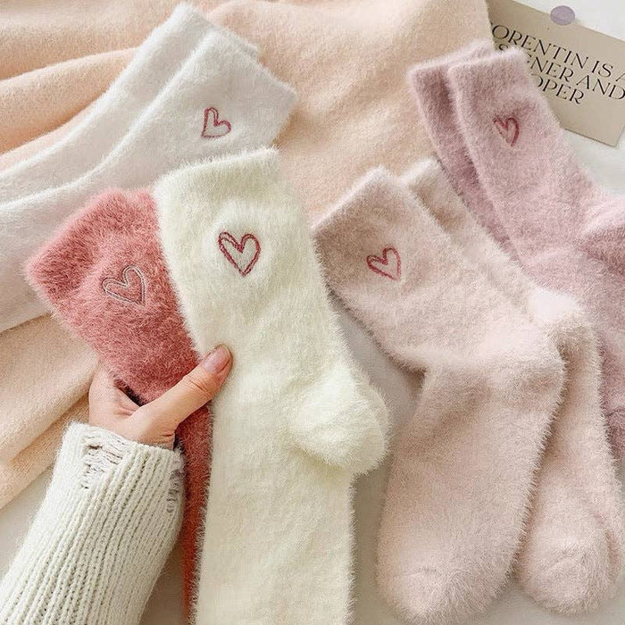 Cute Heart Embroidery Fuzzy Plush Socks DP25H516
