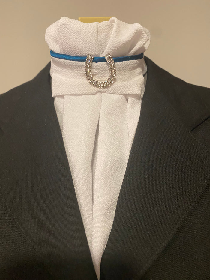 Eurostyle - White Crepe/Teal Piping/Crystal Horseshoe Pin