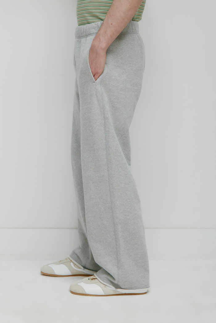Men's Asr Cut-off Sweatpant in Heather Grey