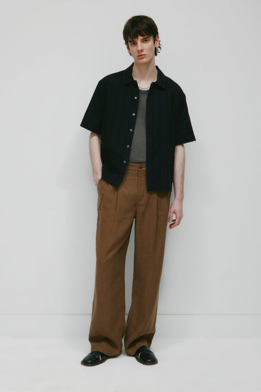 Model is 6'1.5” and is wearing a size 32.