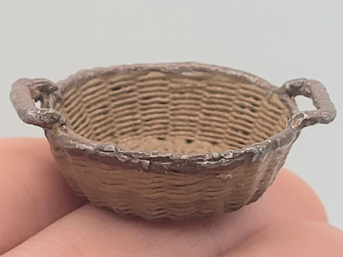 Metal Round Woven Basket