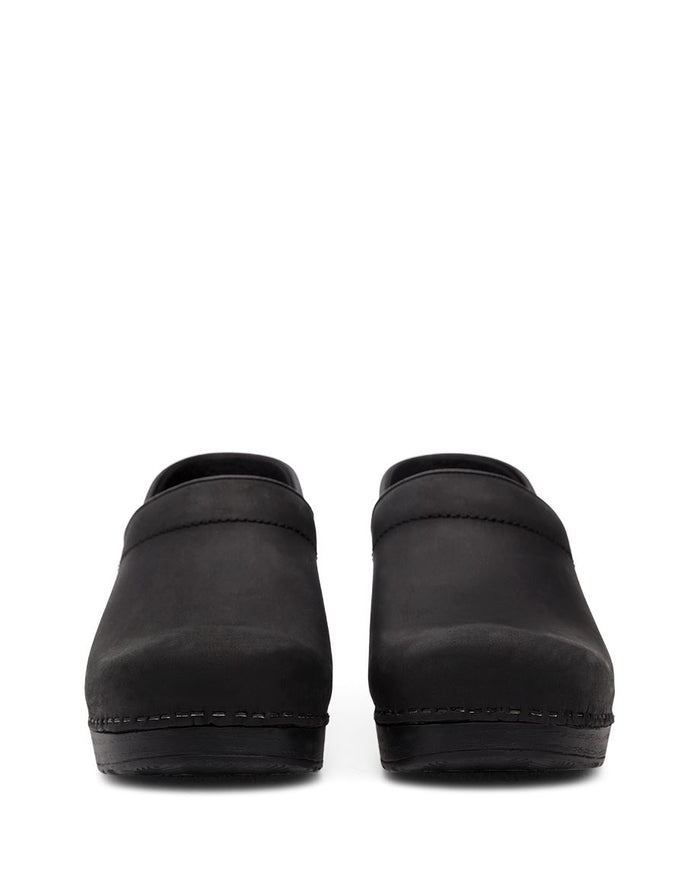 PROFESSIONAL CLOG (wide)