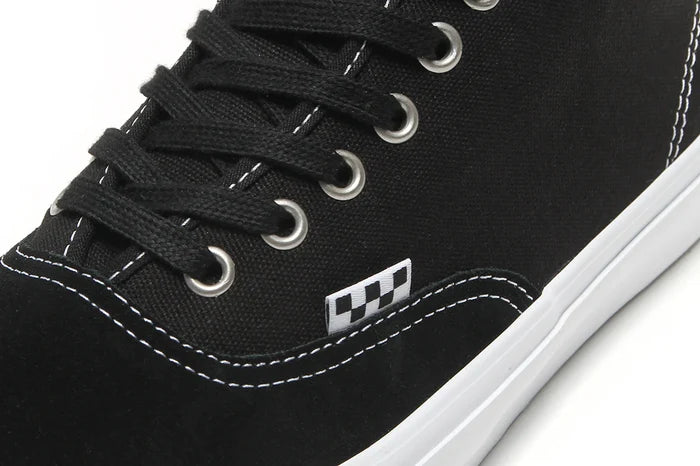 Vans Skate Authentic Mid Y28 skate shoe detail with canvas upper and waffle sole