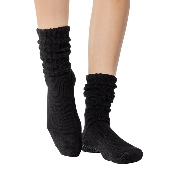 Slouch Crew Grip Socks for Pilates & Yoga - Black