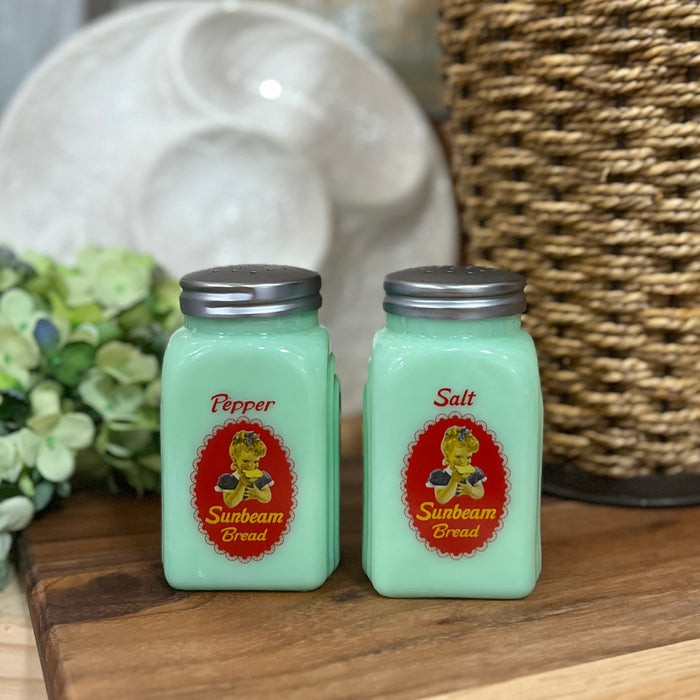 Sunbeam Jadeite Salt & Pepper Shakers