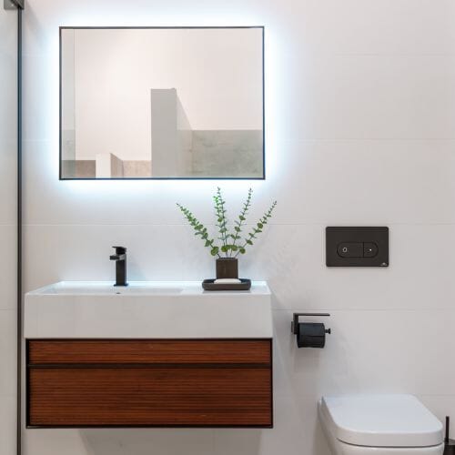 URBAN C Toilet Roll Holder with Cover - Matt Black Bathroom Accessories Noken by Porcelanosa